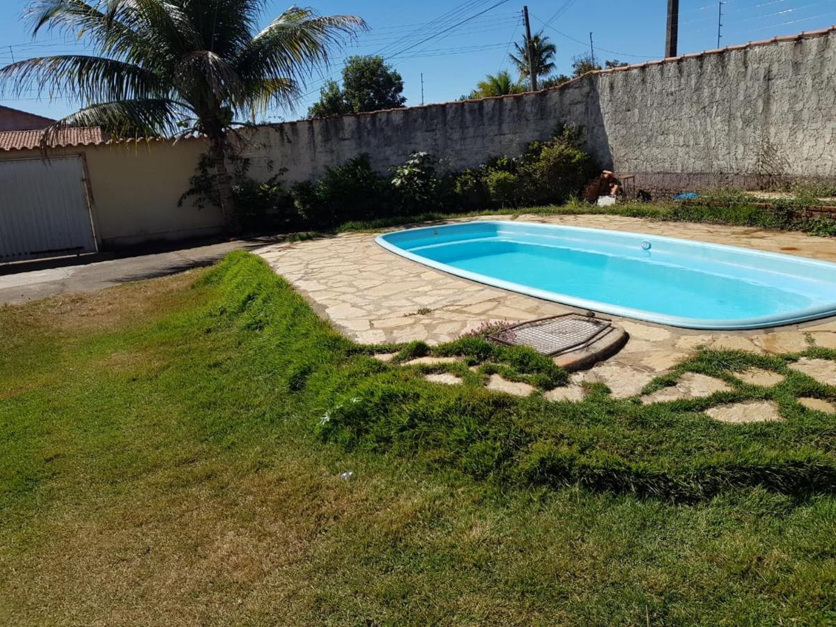 Otima Casa Caldas Novas 2 Km Do Centro Para Ate 14 Pesssoas Com Piscina Aquecida, Churrrasqueira, Wifi Exterior foto